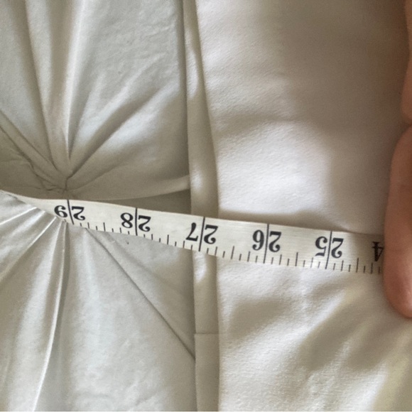 Eva Mendes faux wrap midi skirt - Picture 3 of 7